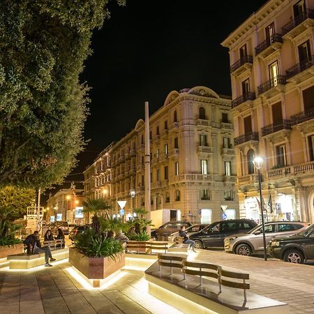 Art View Luxury Apartment Μπάρι Εξωτερικό φωτογραφία