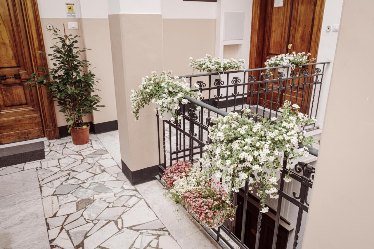 Art View Luxury Apartment Μπάρι Εξωτερικό φωτογραφία