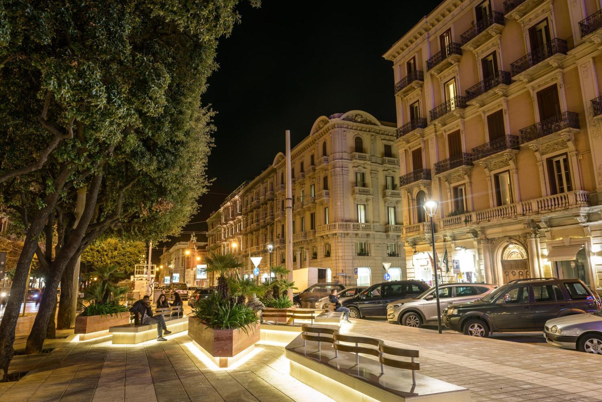 Art View Luxury Apartment Μπάρι Εξωτερικό φωτογραφία